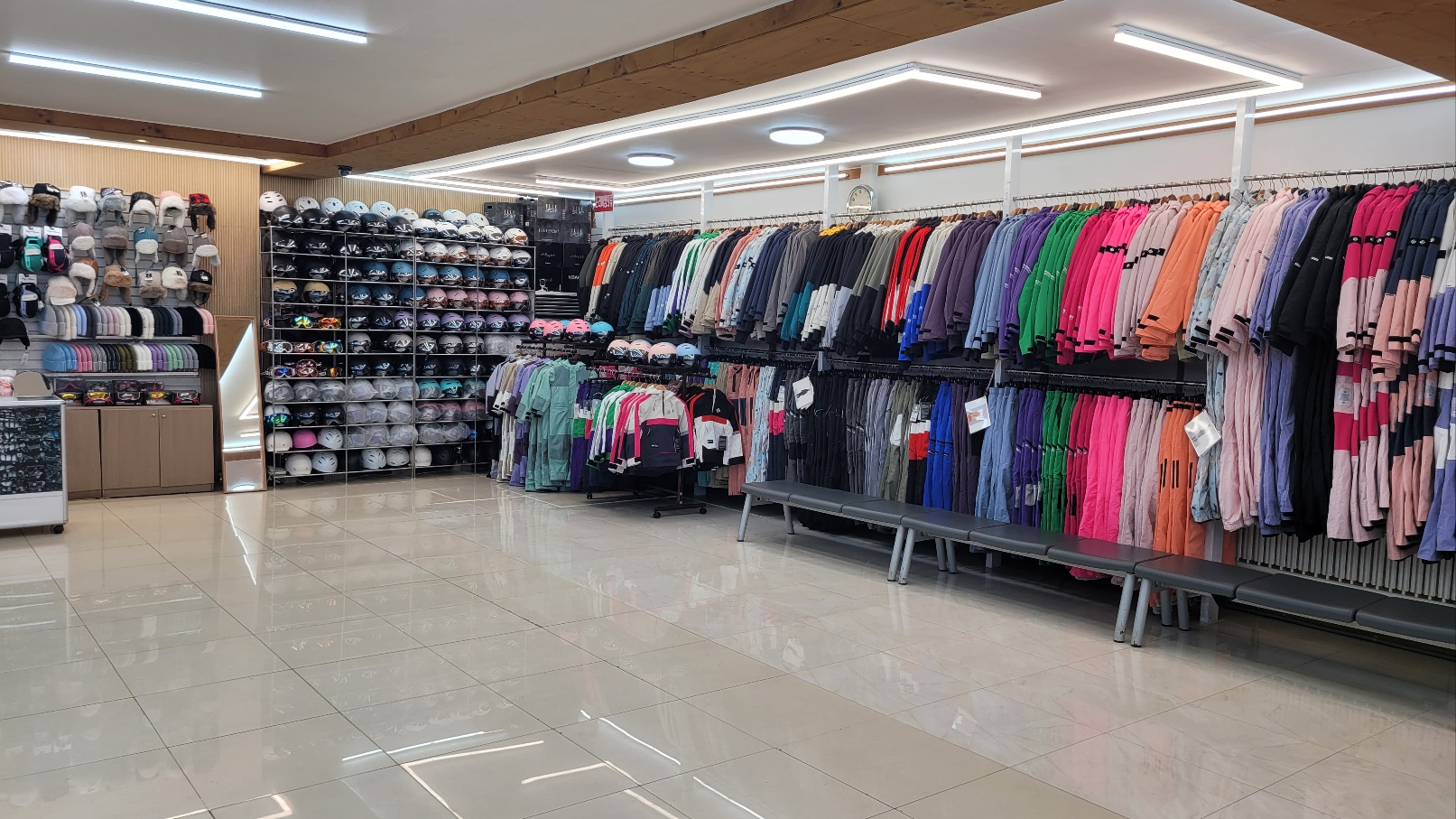 최신 의류 사진들